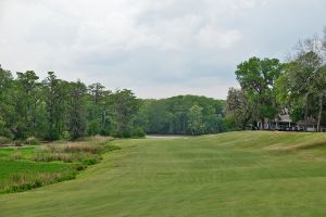 Wachesaw Plantation 18th Approach